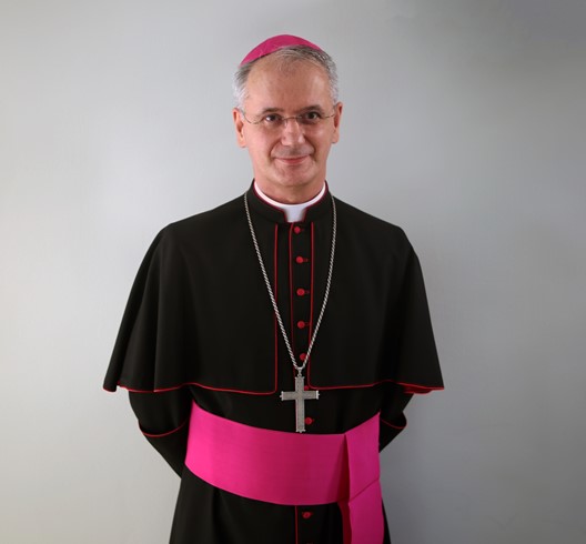 Nadbiskup Kutleša predvodi proslavu 40 godina hrvatske mise u Poingu kod Münchena